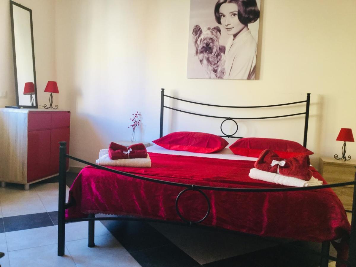 B & B Jasmine Santa Teresa Di Riva Dış mekan fotoğraf