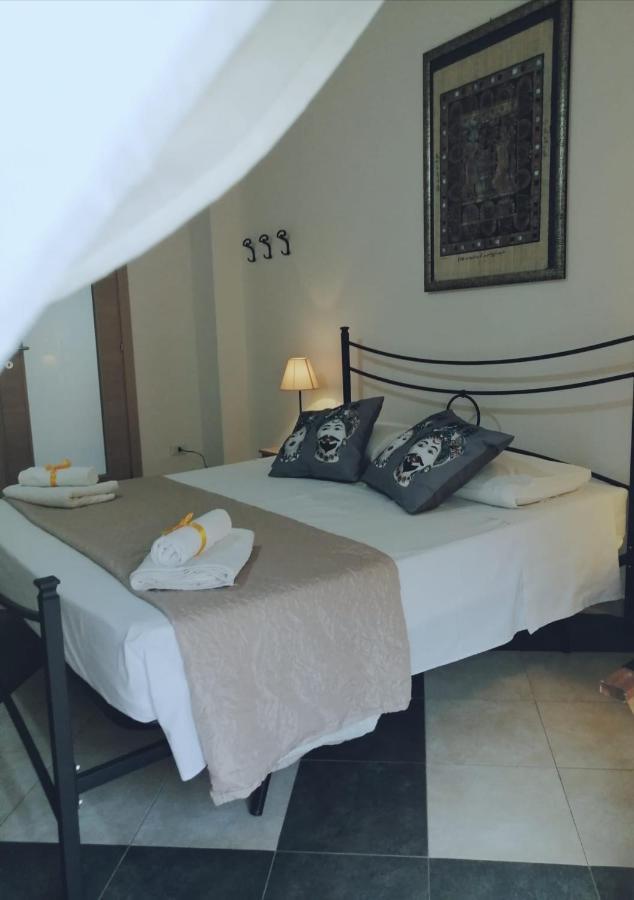 B & B Jasmine Santa Teresa Di Riva Dış mekan fotoğraf